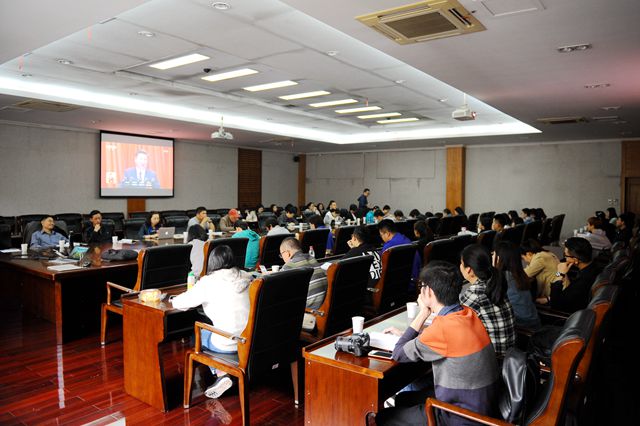 1508313160530.jpg 大-马克思主义学院党总支_副本.jpg