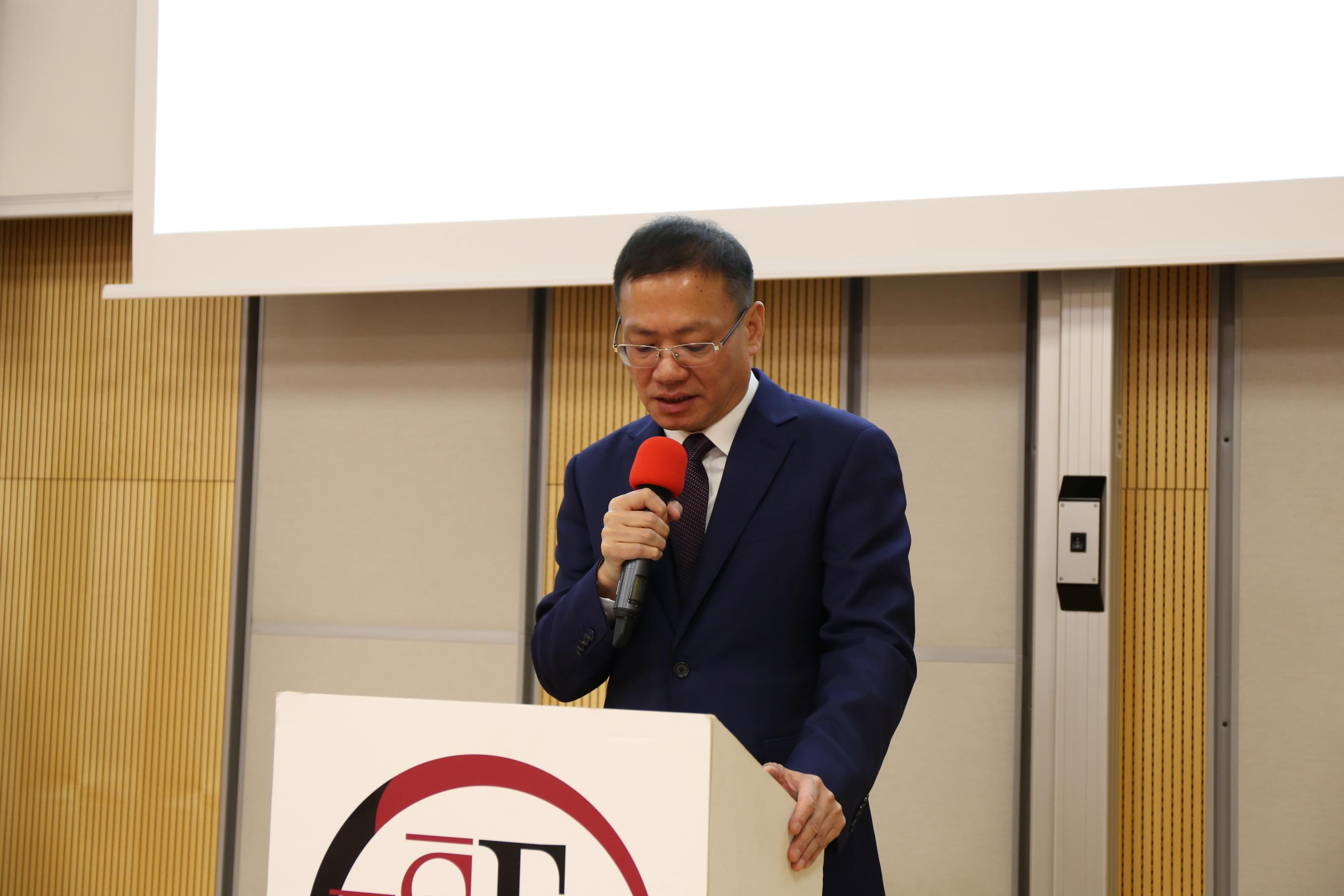 冯大使讲话