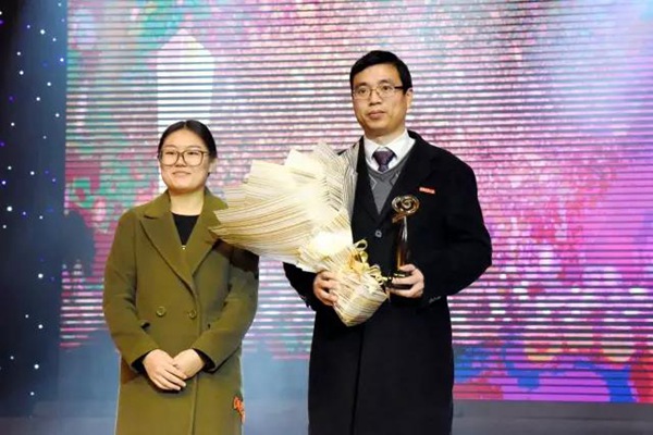 1484624917041.jpg 8846780_副本.jpg